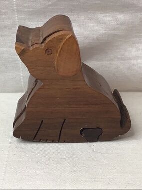 Vintage Hand Crafted Wooden Dog Puzzle Jewelry Trinket Box Sculpture Figure.